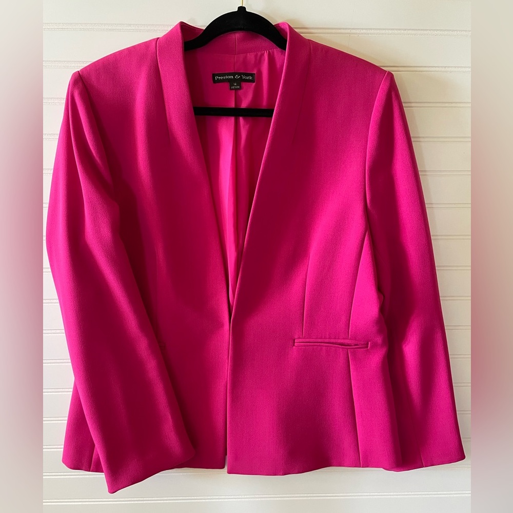 Hot pink Preston & York blazer. Size 14, never worn.